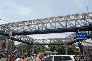 Bandra-West-Skywalk-(25)